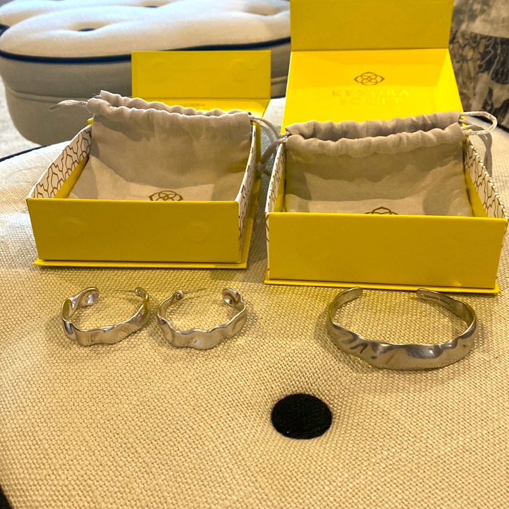 Kendra Scott Earrings AND Bracelet Set